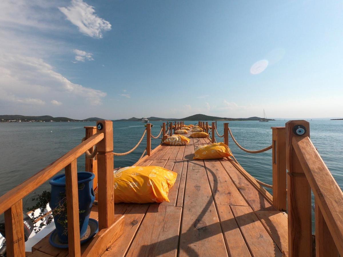 Cunda Panorama Otel Айвалык Экстерьер фото