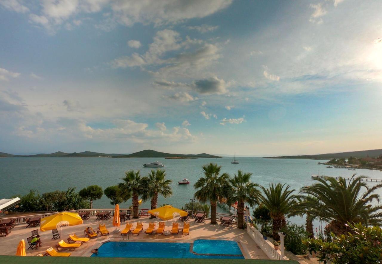 Cunda Panorama Otel Айвалык Экстерьер фото