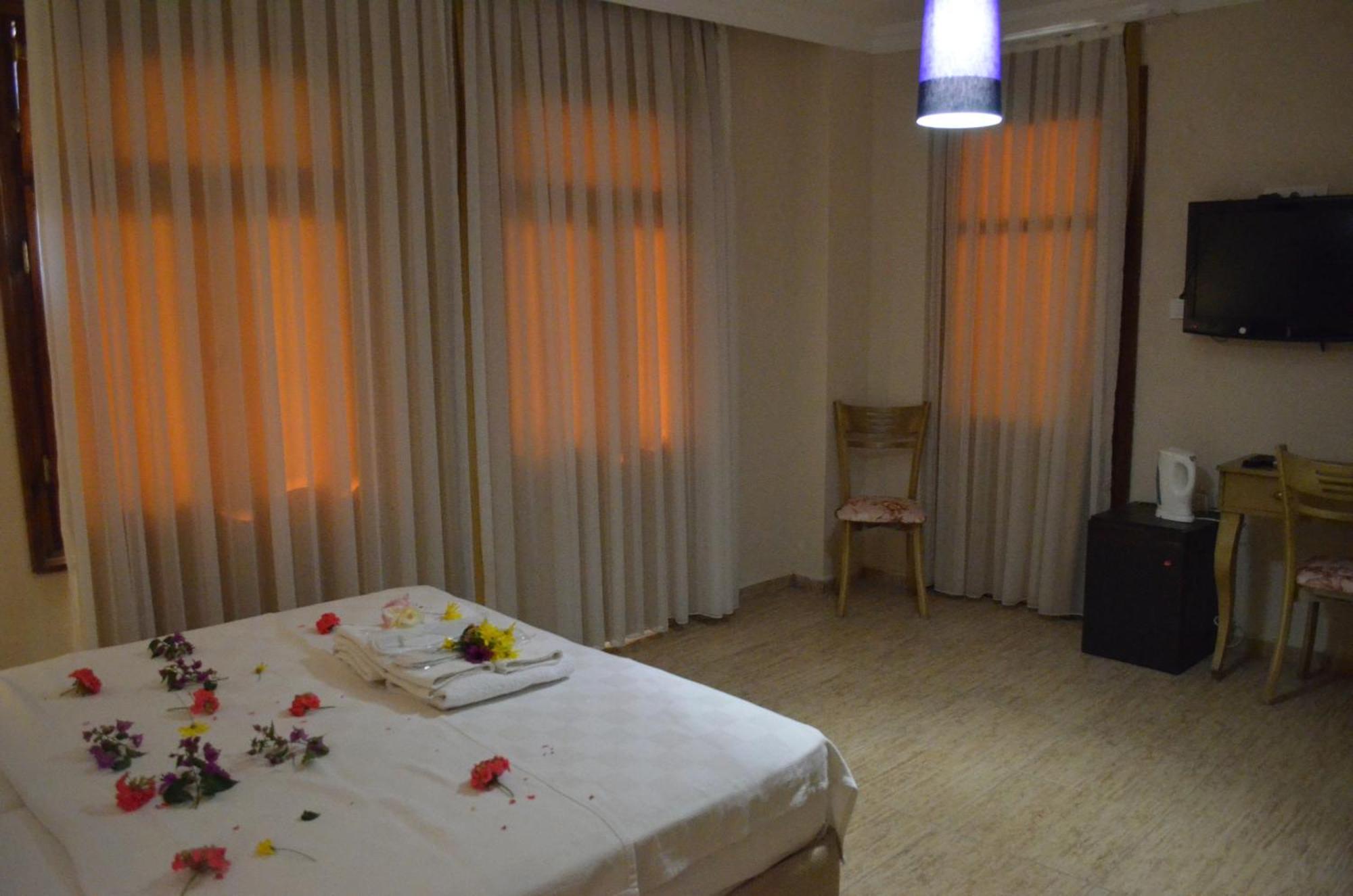Cunda Panorama Otel Айвалык Номер фото
