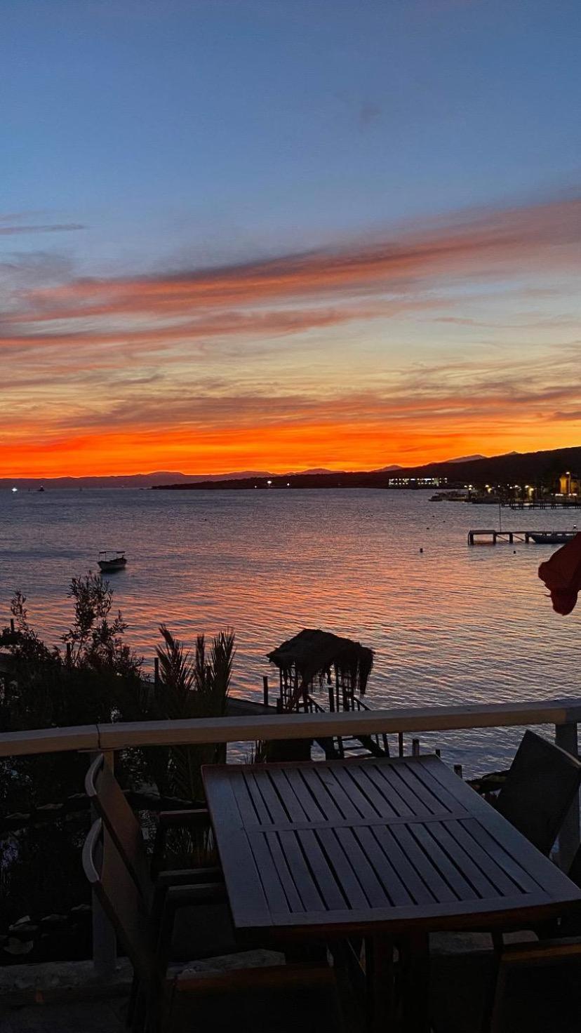 Cunda Panorama Otel Айвалык Экстерьер фото