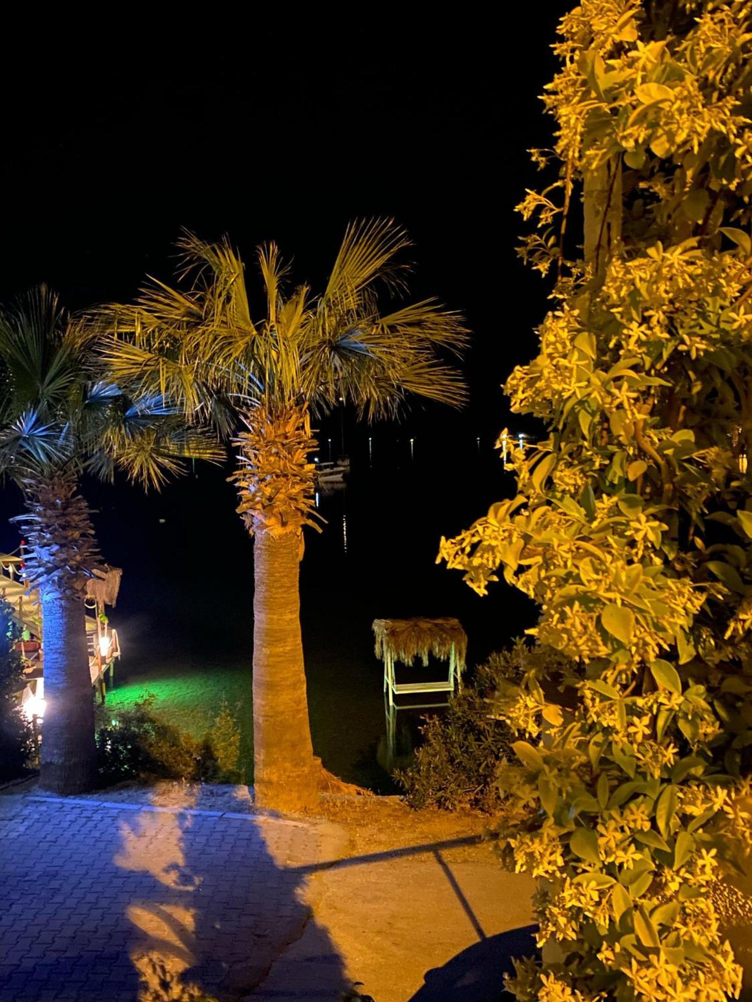 Cunda Panorama Otel Айвалык Экстерьер фото