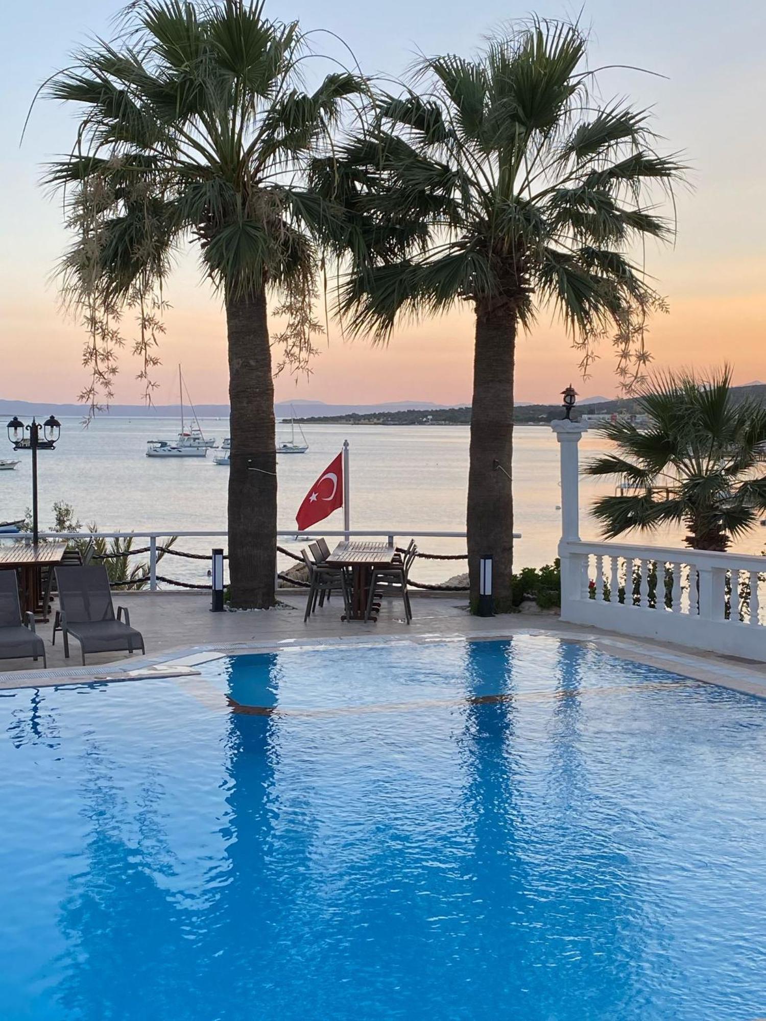 Cunda Panorama Otel Айвалык Экстерьер фото
