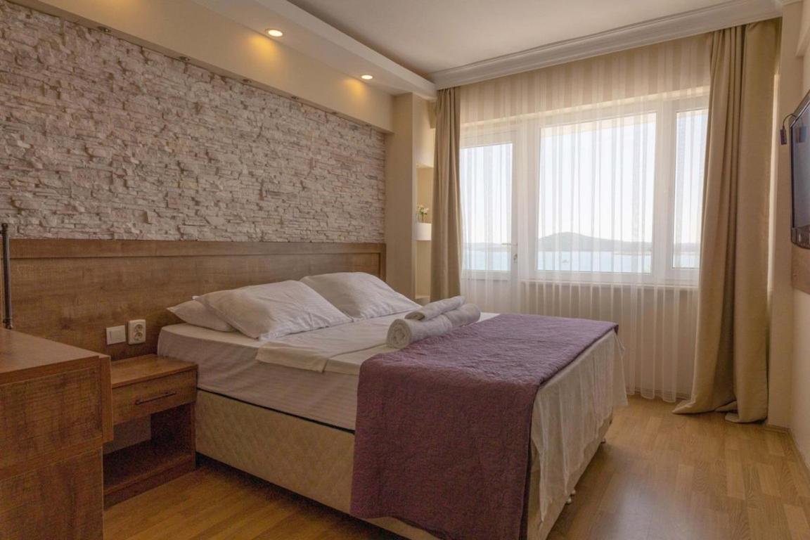 Cunda Panorama Otel Айвалык Экстерьер фото