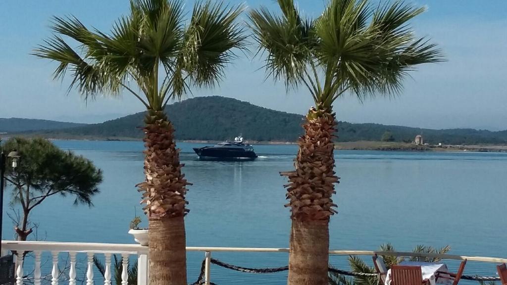 Cunda Panorama Otel Айвалык Экстерьер фото